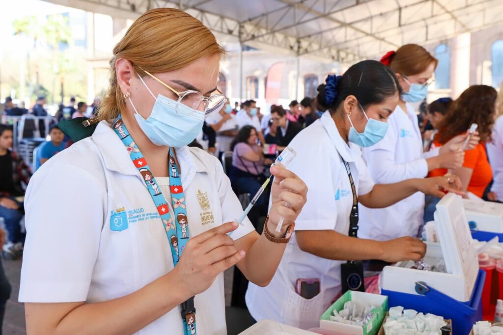 Más de 30 mil dosis de vacunas aplicadas en Macrobrigada