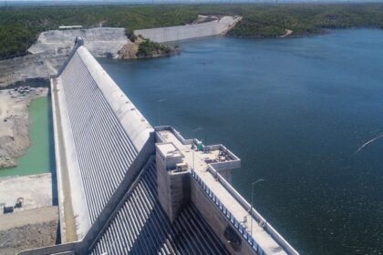 Presa León recibe premio internacional por innovación hídrica