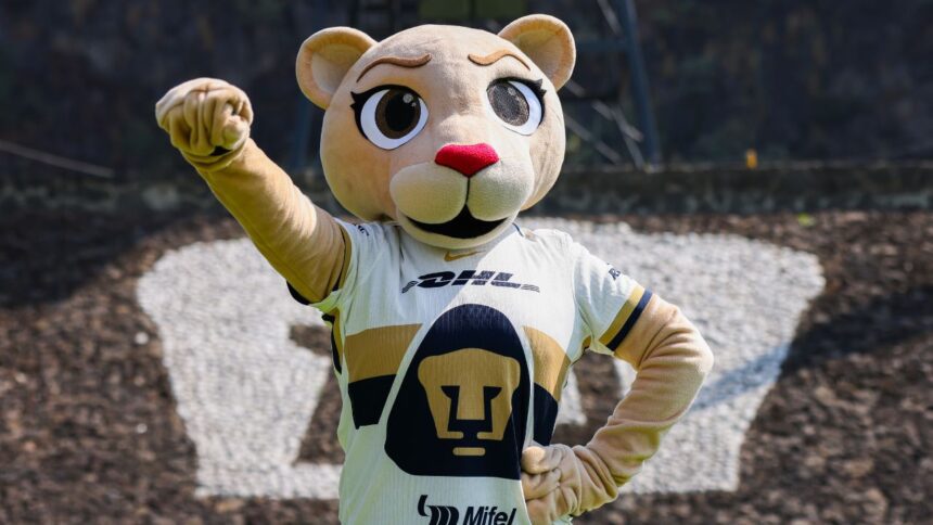 Pumas presenta a Goya, nueva mascota de la institución