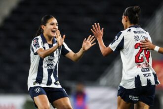 Rayadas derrotan 2-0 a Tijuana y son líderes invictas