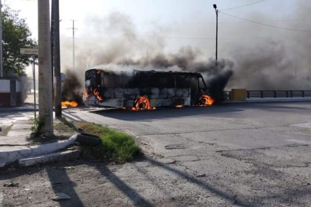 Reynosa amanece con bloqueos carreteros y operativo