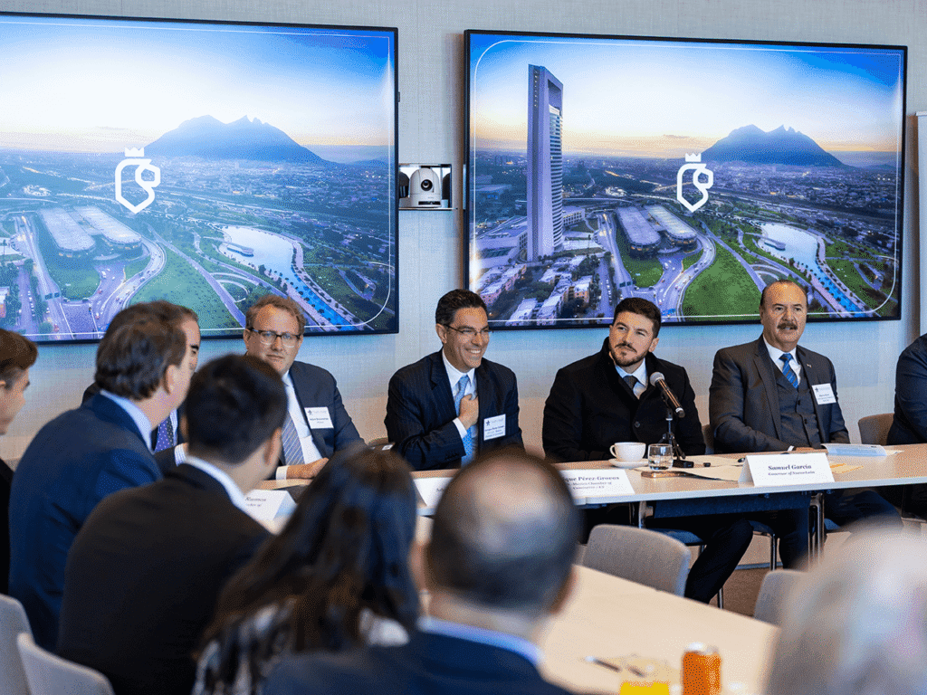Lleva Samuel García ventajas de invertir en NL ante la Cámara de Comercio EU-México