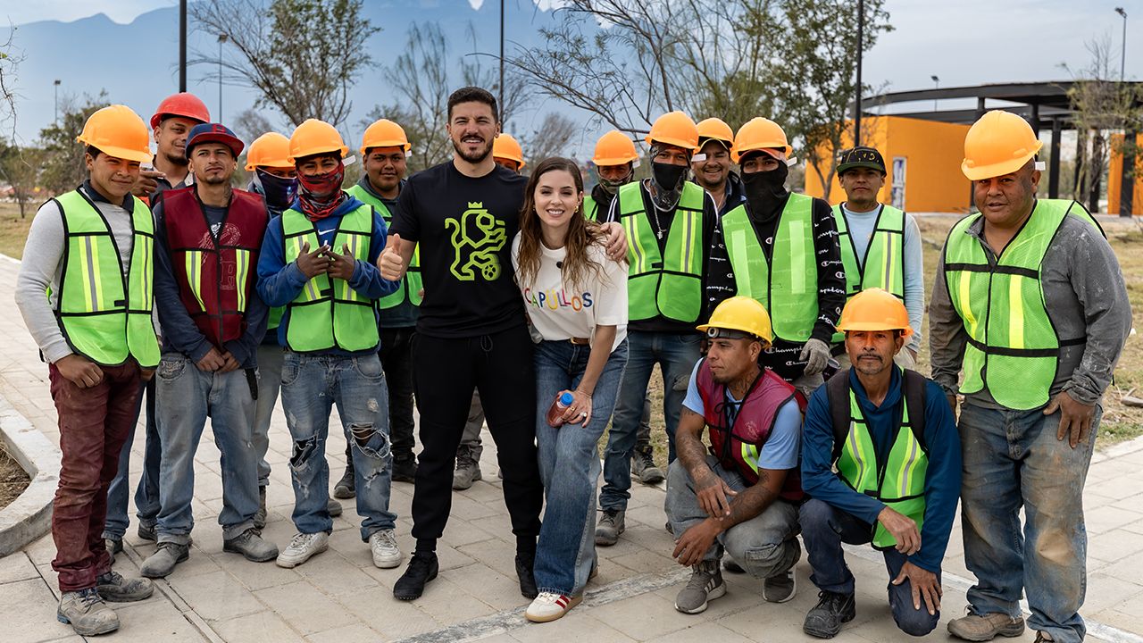 Supervisa Samuel García trabajos de rehabilitación de Parque Libertad