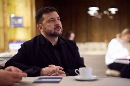 Zelenski llama “esclavo de la guerra” a Vladimir Putin