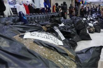 CDMX: Decomisan 25 toneladas de piratería del Mundial 2026 en Tepito