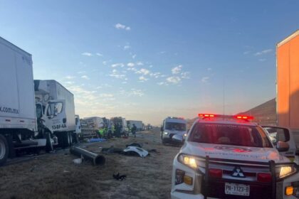 Choque de tráileres deja un muerto y 3 heridos en Galeana