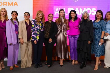 Destaca Mariana Rodríguez gobierno paritario en Nuevo León