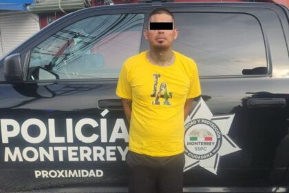 Detienen a joven con motocicleta robada en Monterrey