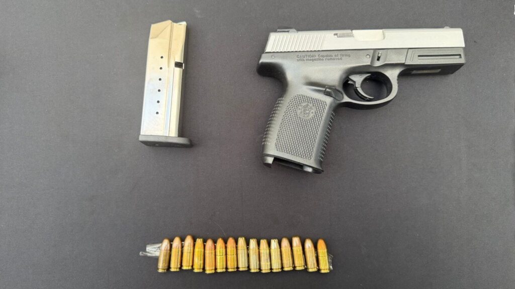 Cae presunto homicida con droga y arma en Juárez