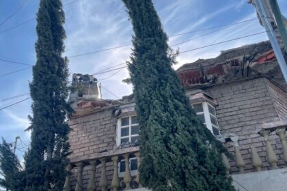 Explosión derrumba parte de casa en colonia Pedro Lozano de Monterrey