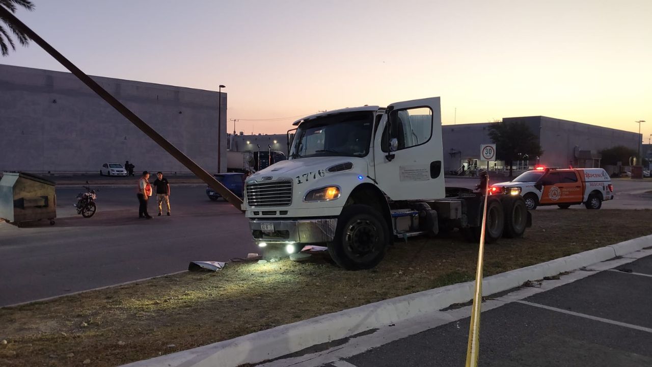 Muere hombre tras estrellarse contra caseta en Guadalupe