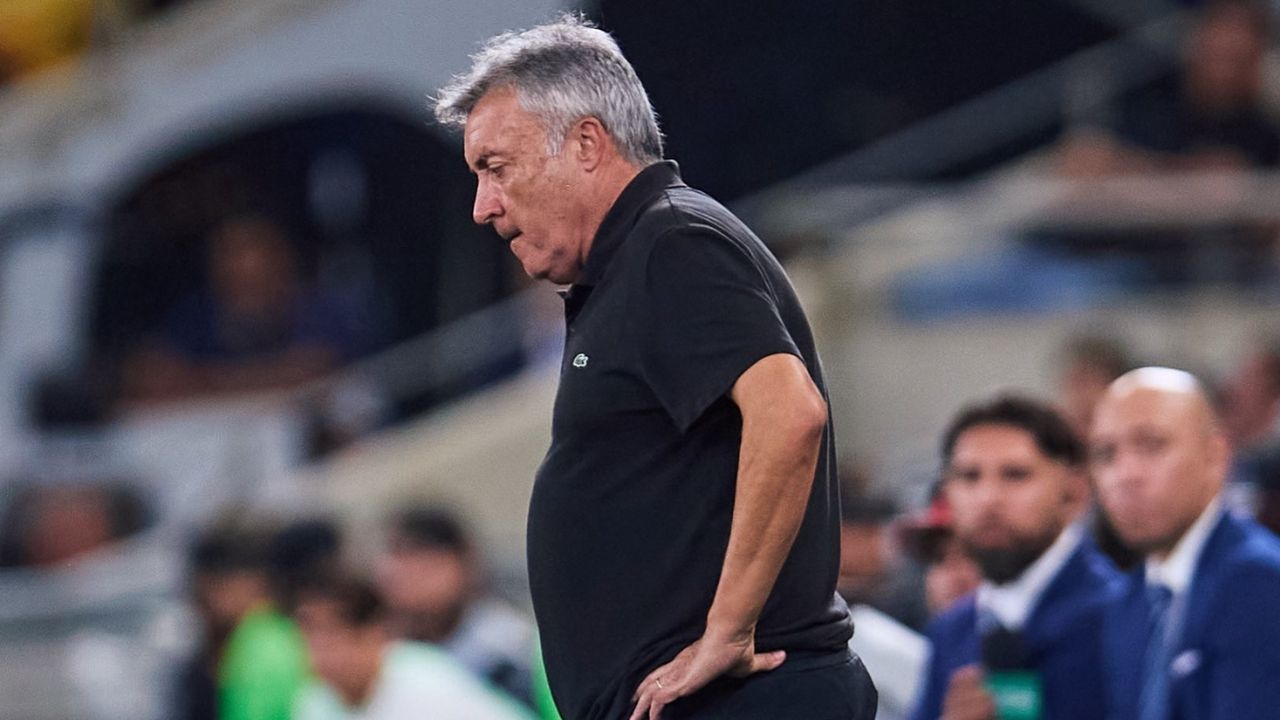 Rayados cesa a Domènec Torrent tras malos resultados