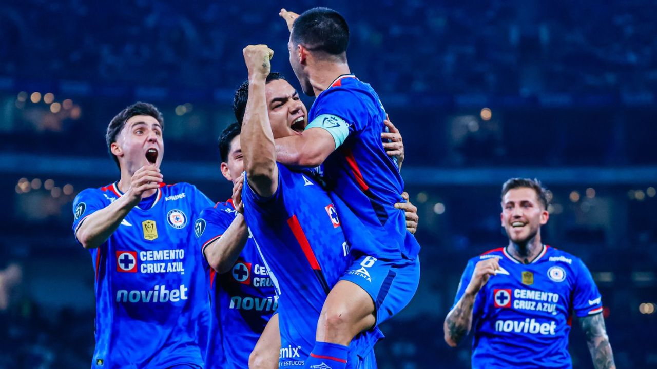 Rayados cayeron 3-2 ante Cruz Azul en el partido de Ida de los Octavos de Final de la CONCACAF