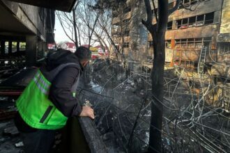 CDMX Incendio en Mercado de Sonora deja 100 locales dañados