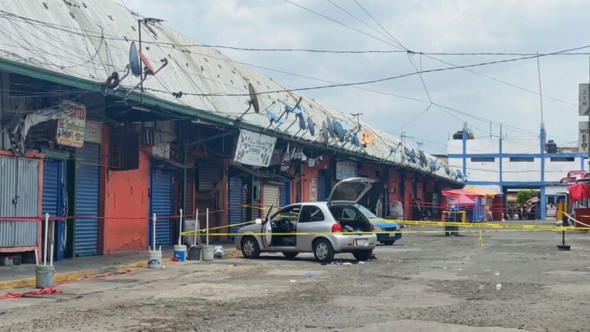 Balacera en Mercado Morelos en Puebla deja heridos y presunto levantón