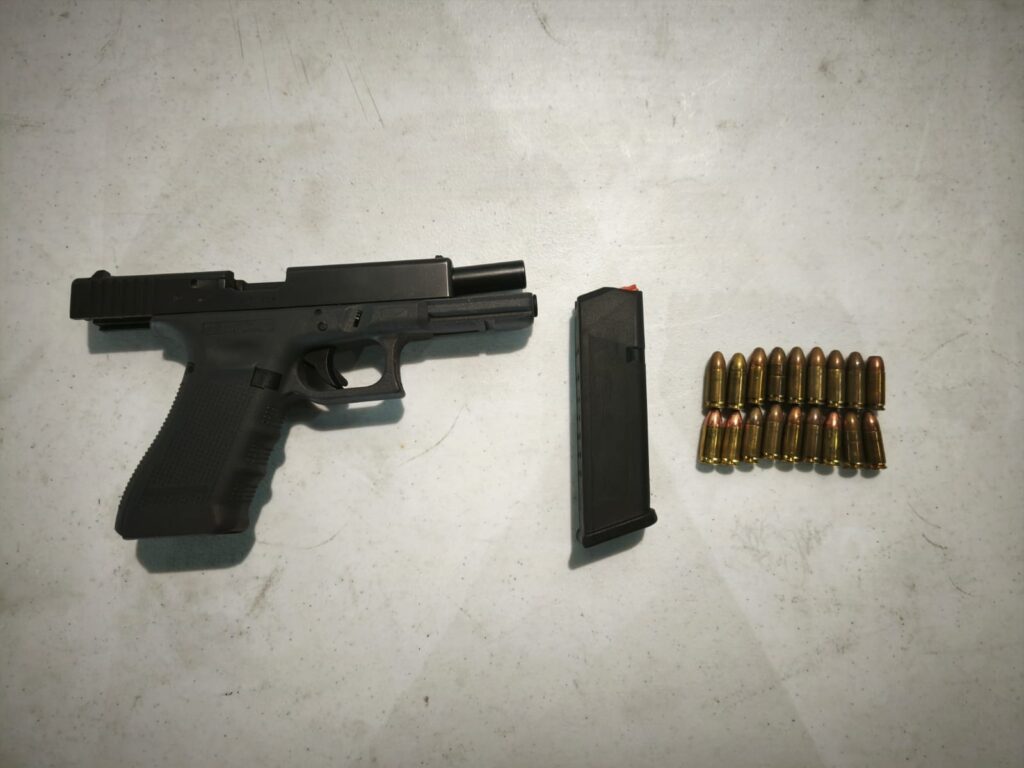 Detienen a hombre armado en colonia Progreso Monterrey