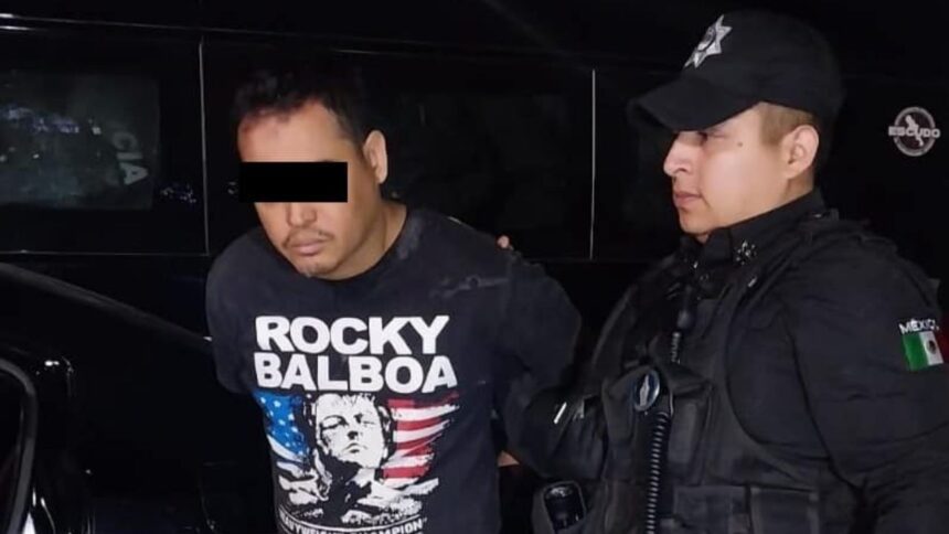 Detienen a hombre por apuñalar a su padre en Monterrey