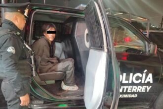 Detienen a hombre por robo en banco del sur de Monterrey