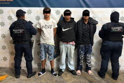 Detienen a tres personas tras apedrear a policías en Guadalupe