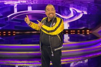 “El Borrego” Nava sufre parálisis facial tras crisis de salud