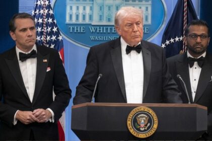 Evacúan a Donald Trump tras disparos en cena de la Casa Blanca