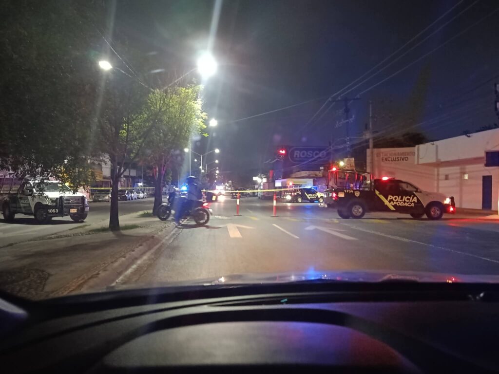 Adolescente muere tras persecución y choque en Apodaca