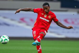 Helinho recibe dura sanción y denuncia racismo en Liga MX