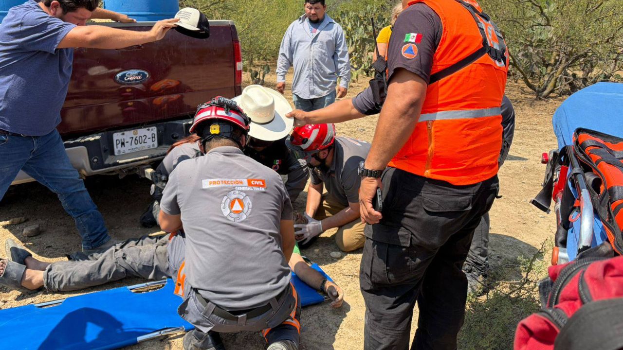 Hombre es atropellado por su camioneta en General Terán