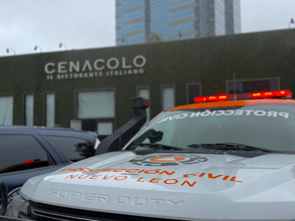 Incendio en restaurante Cenacolo de San Pedro; activa evacuación