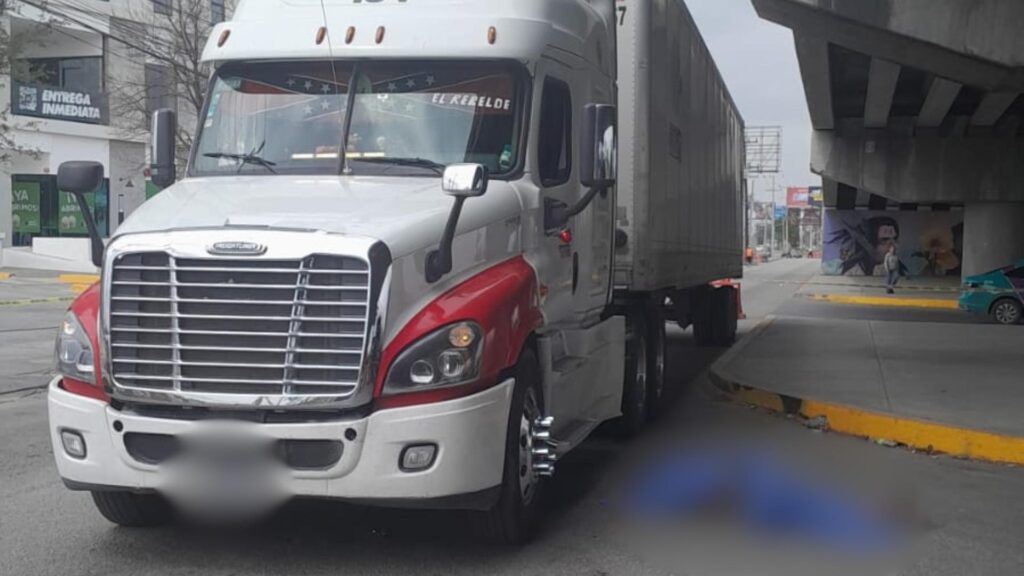 Fallece limpiaparabrisas tras ser atropello en Apodaca