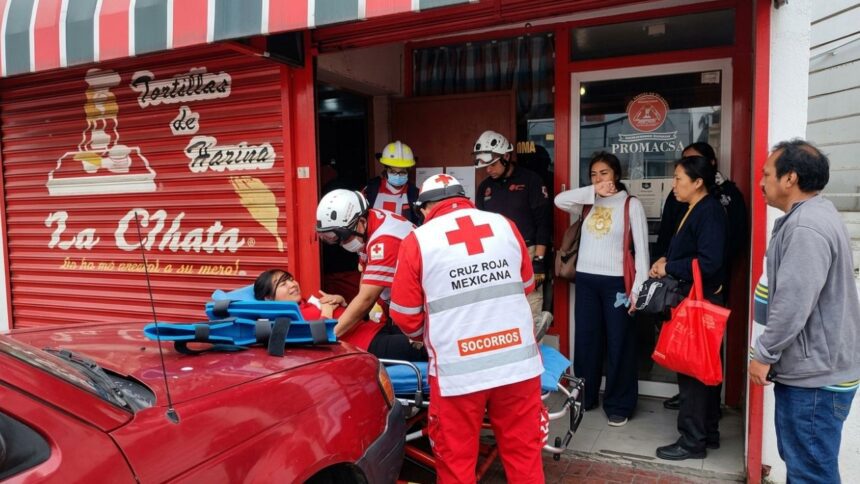 Mujer queda atrapada en máquina de tortillería en Monterrey
