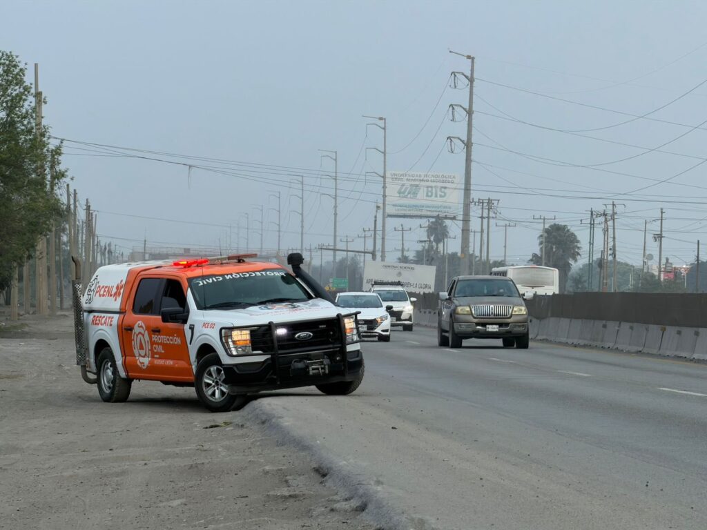 Mujer embarazada impacta su vehículo y sale ilesa en Escobedo