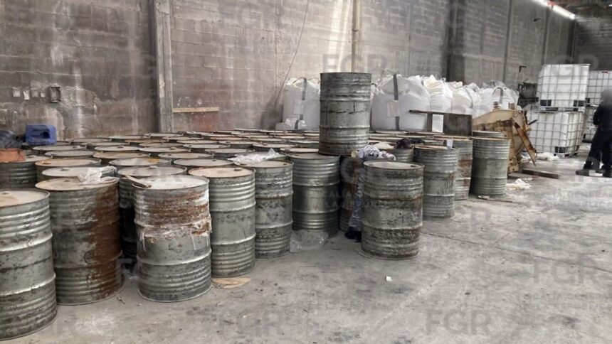 Operativo federal desmantela presunto narcolaboratorio en Escobedo