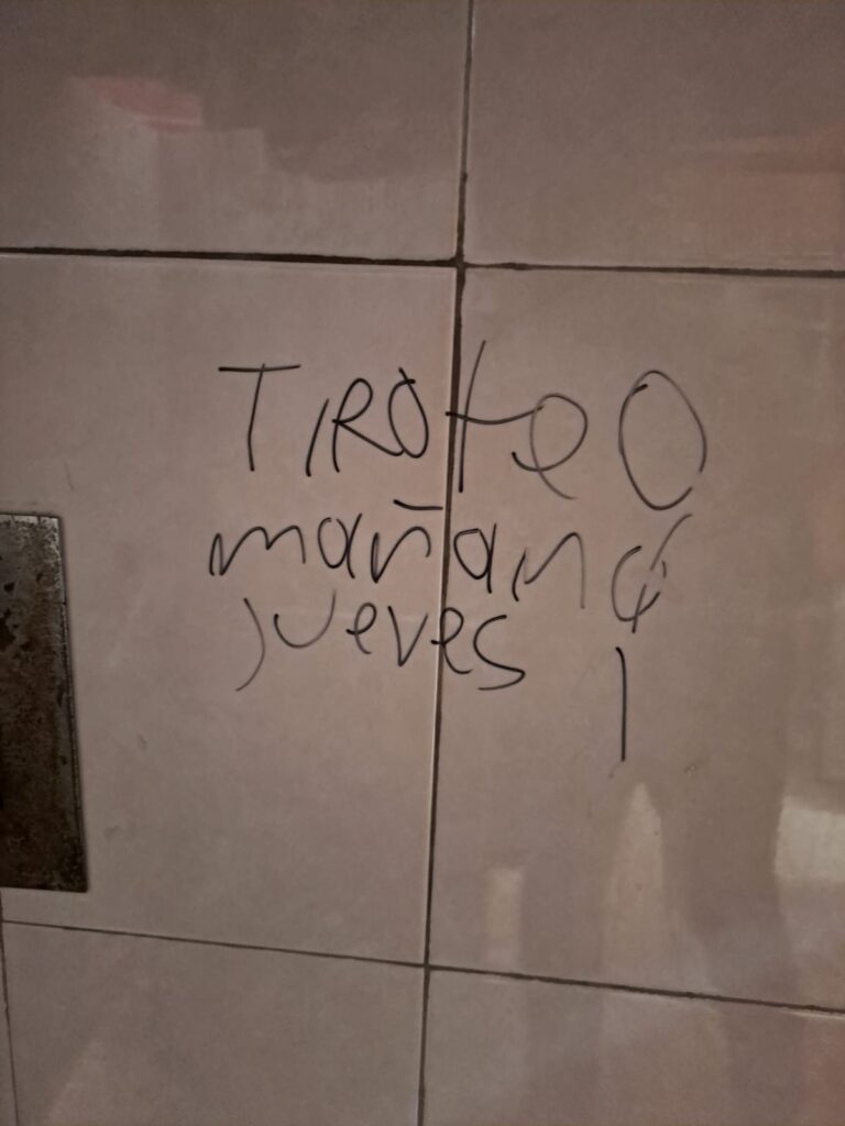 Operativo Mochila en García tras amenaza de tiroteo en Secundaría