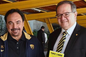 Regresa Hugo Sánchez a la UNAM para impulsar lectura y deporte