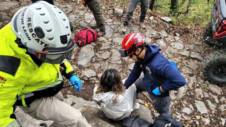 Rescatan a mujer lesionada en el Cerro de la Silla