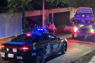 Roban unidad de Protección Civil y desatan persecución hasta Chipinque