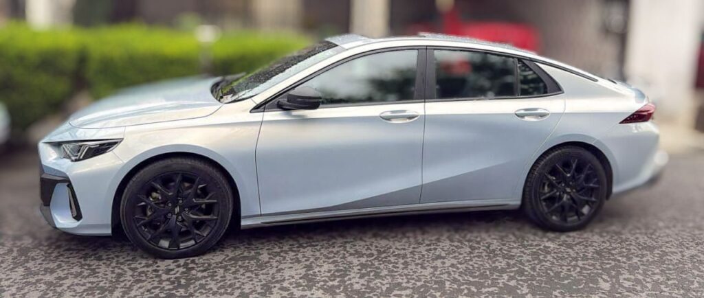 Ubican vehículo que arrolló a oficial de Tránsito en Monterrey