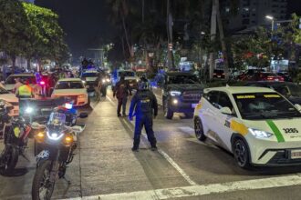 Acamoto 2026 arranca entre caos, choques y detenidos