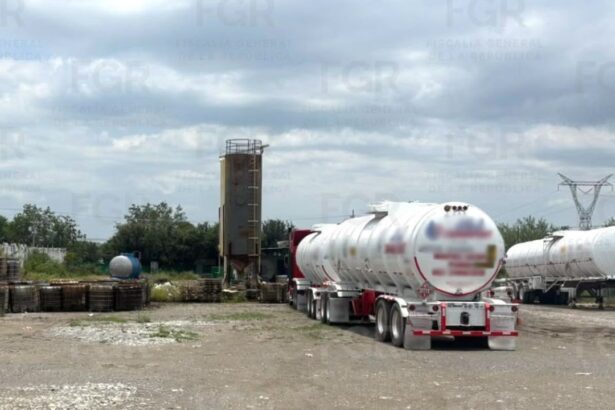 Aseguran más de un millón de litros de hidrocarburo ilegal en Cadereyta