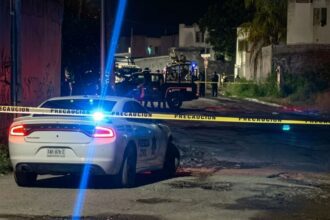 Ataque a balazos en Juárez deja un muerto y dos adolescentes heridos