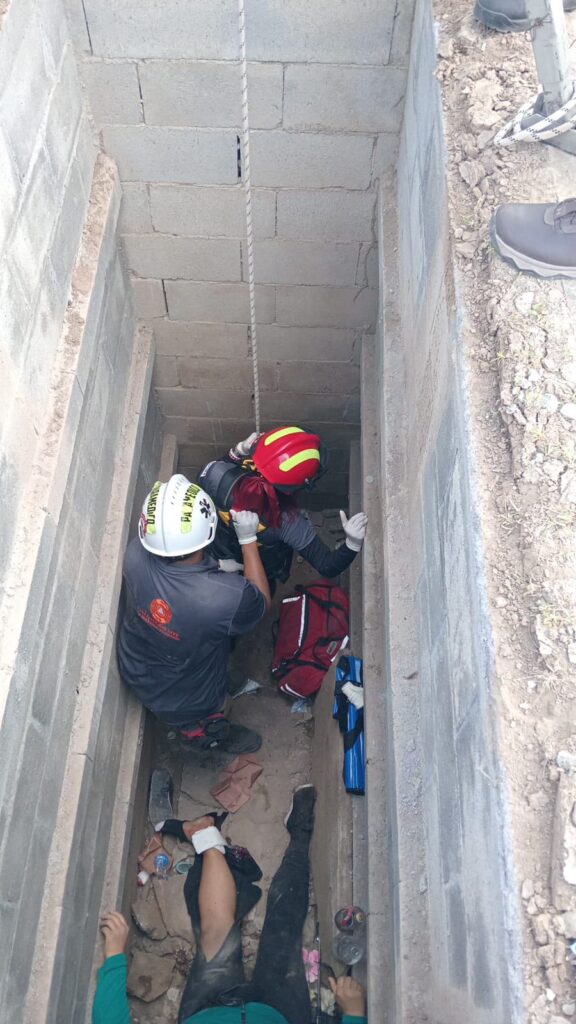 Caen a fosa en panteón de Marín durante Día de las Madres