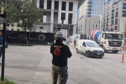 Caída de elevador de carga deja 7 trabajadores lesionados en San Pedro