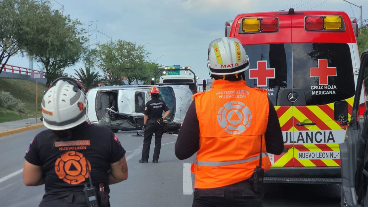 Brutal choque y volcadura dejan 7 lesionados en Guadalupe