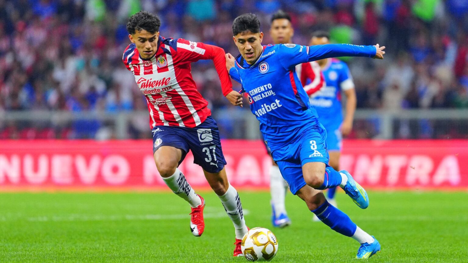 Cruz Azul rescata empate ante Chivas y todo se definirá en la Semifinal de Vuelta del Clausura 2026 de la Liga MX