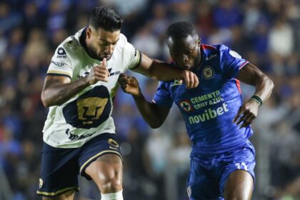Cruz Azul y Pumas empatan sin goles y dejan todo para la vuelta en CU. Liga MX