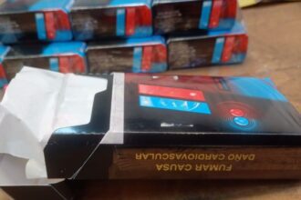 Decomisan 1.2 millones de cigarros ilegales en el AICM; venían de Taiwán