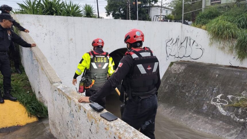Activan operativo para localizar a menor arrastrado por la corriente en Monterrey