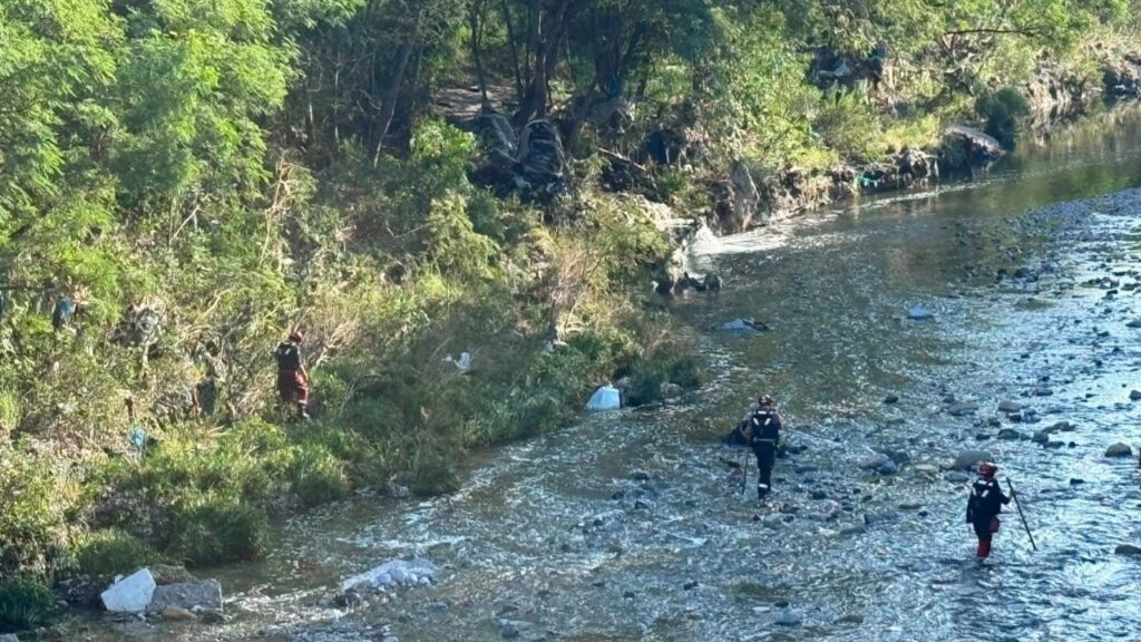 Continúa intensa búsqueda de Héctor Jesús, menor arrastrado por la corriente en Monterrey