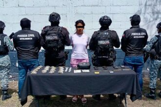Capturan en Cadereyta a presunta generadora de violencia con droga y cargadores abastecidos